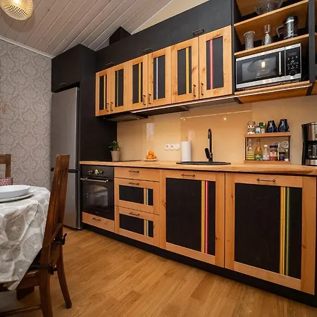 Daire Authentic Estonian Wood Interior Apartment, Sunset Balcony Views, Lahemaa Kolga