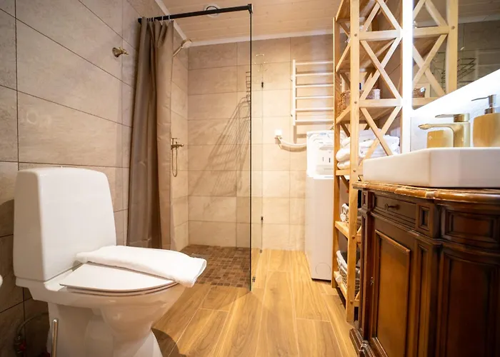 Authentic Estonian Wood Interior Apartment, Sunset Balcony Views, Lahemaa Lejlighed